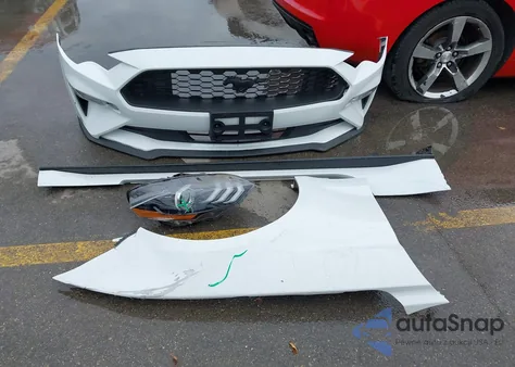 2019 Ford Mustang Ecoboost Premium z USA, uszkodzony, nr VIN 1FA6P8TH3K5150797